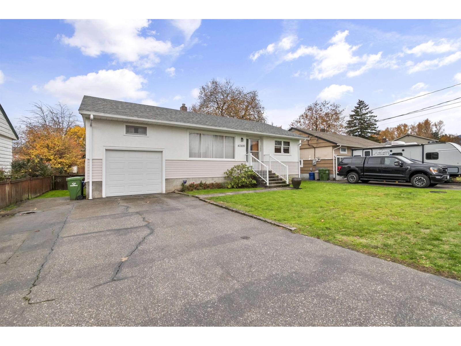 45480 Kipp Avenue, Chilliwack Proper West, Chilliwack, British Columbia  V2P 1Z4 - Photo 3 - R3056062