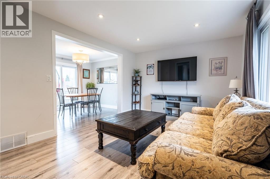 120 Chilton Drive, Stoney Creek, Ontario  L8J 1M5 - Photo 6 - 40778975