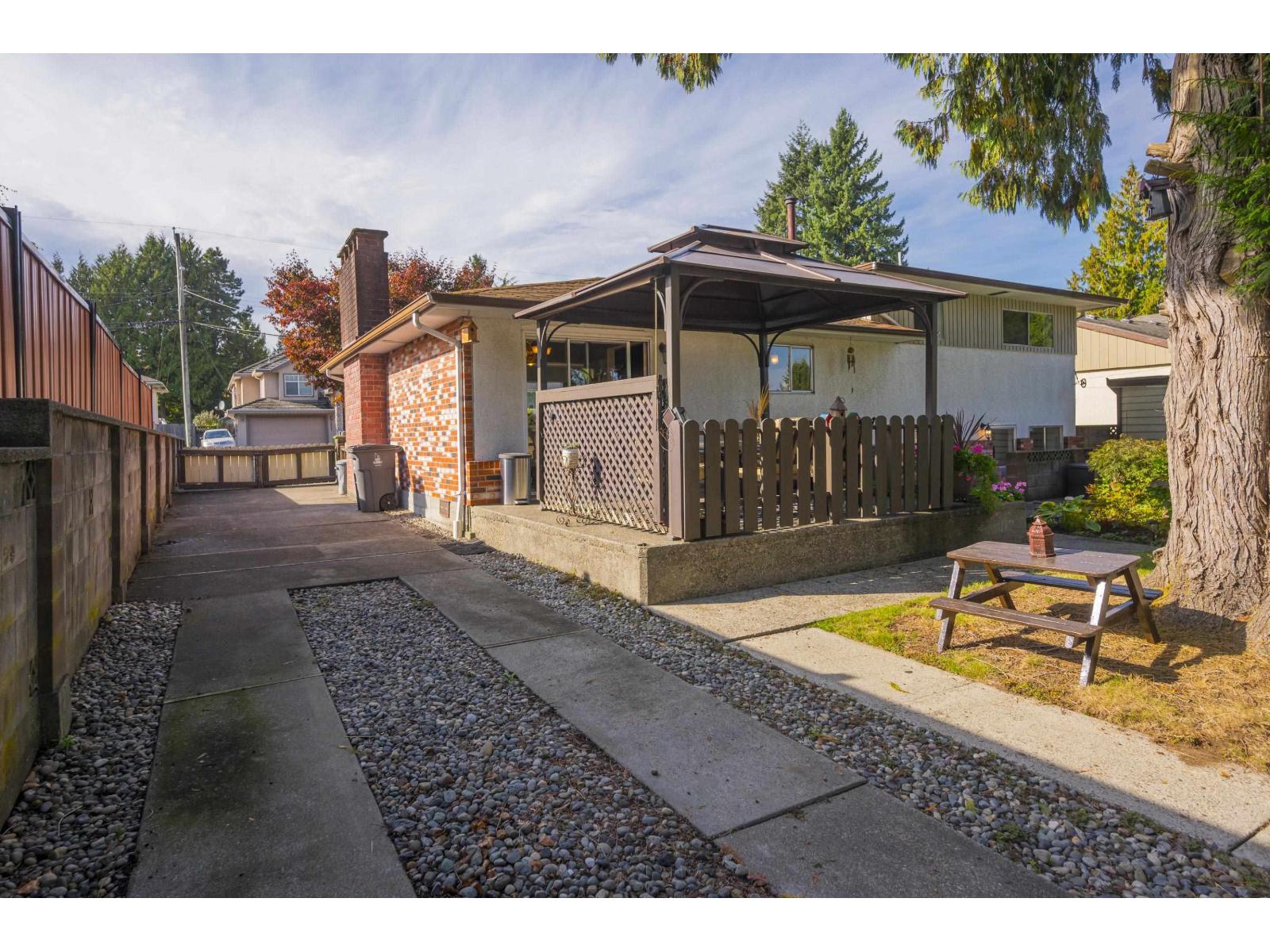 10954 145a Street, Surrey, British Columbia  V3R 3S4 - Photo 36 - R3057587