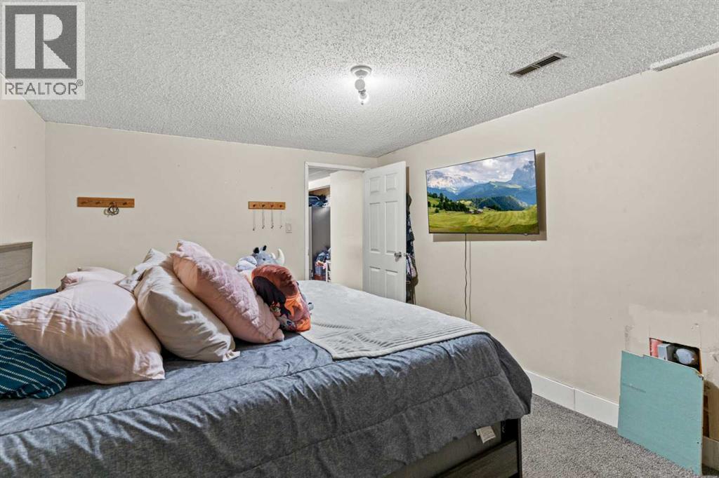 412 Whitehill Place Ne, Calgary, Alberta  T1Y 3G7 - Photo 16 - A2262033