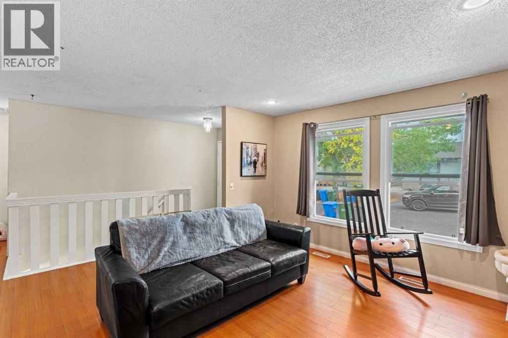 412 Whitehill Place Ne, Calgary, Alberta  T1Y 3G7 - Photo 6 - A2262033