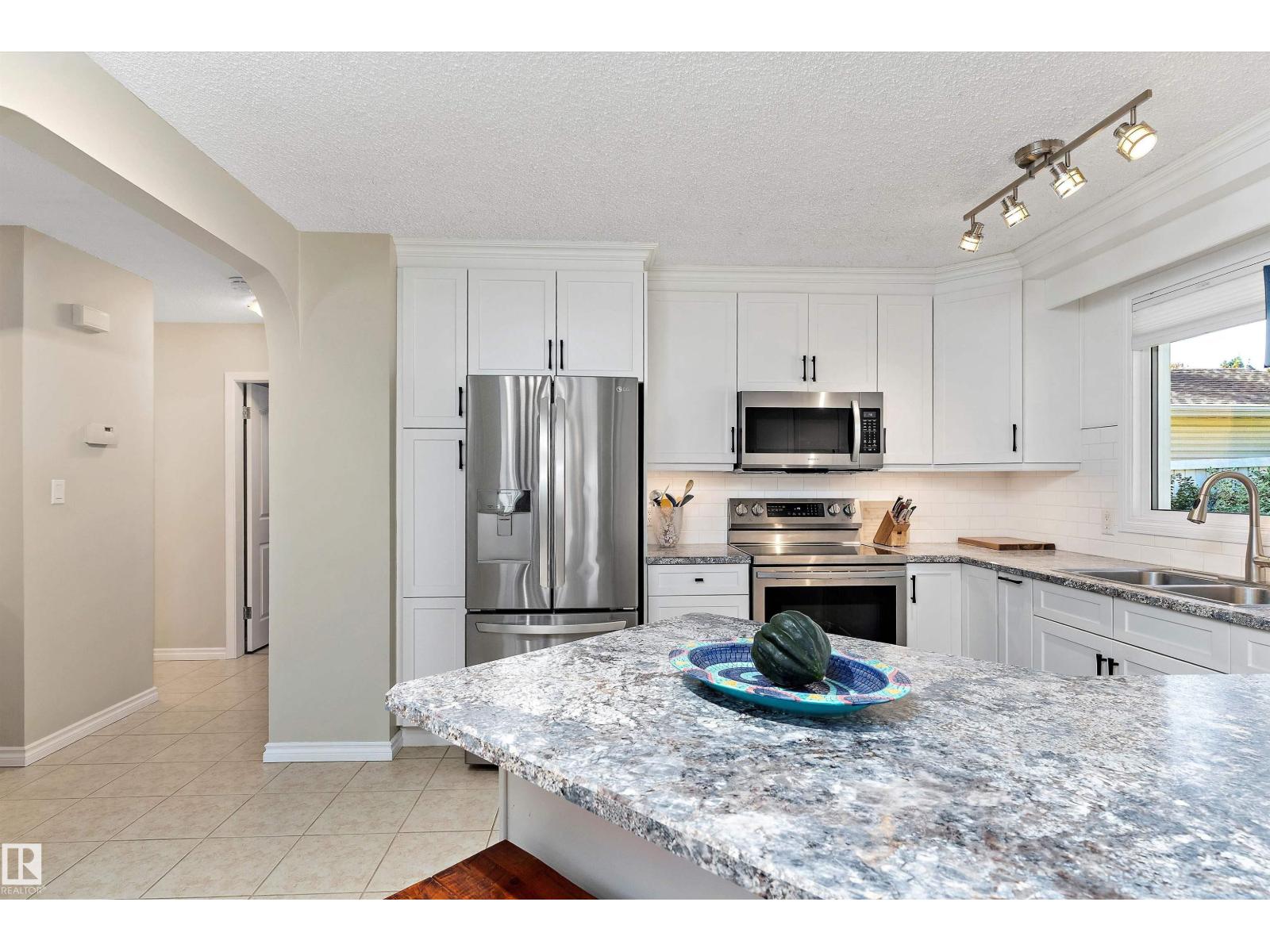 8 Farmstead Av, St. Albert, Alberta  T8N 1V8 - Photo 14 - E4462019
