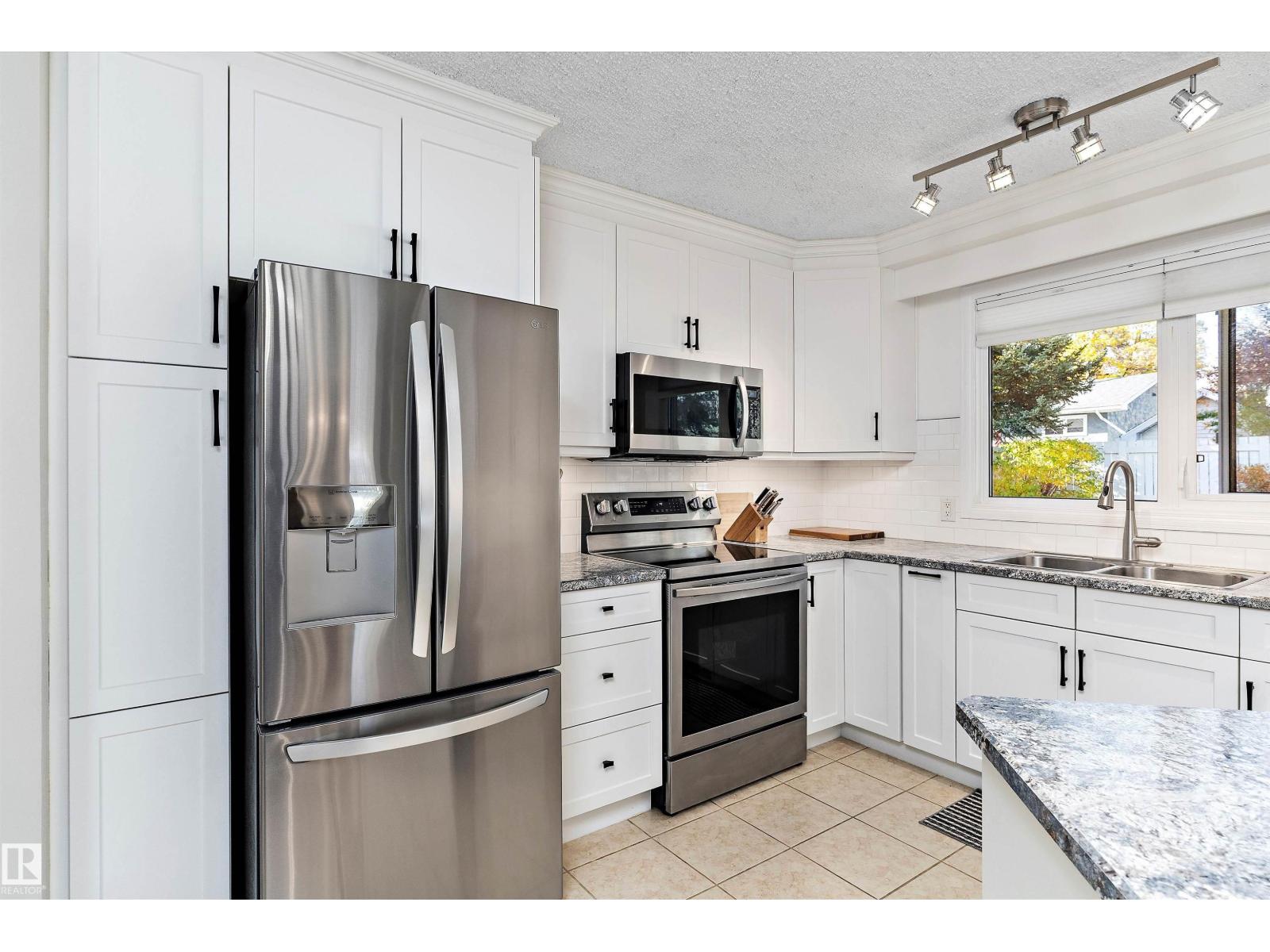 8 Farmstead Av, St. Albert, Alberta  T8N 1V8 - Photo 18 - E4462019