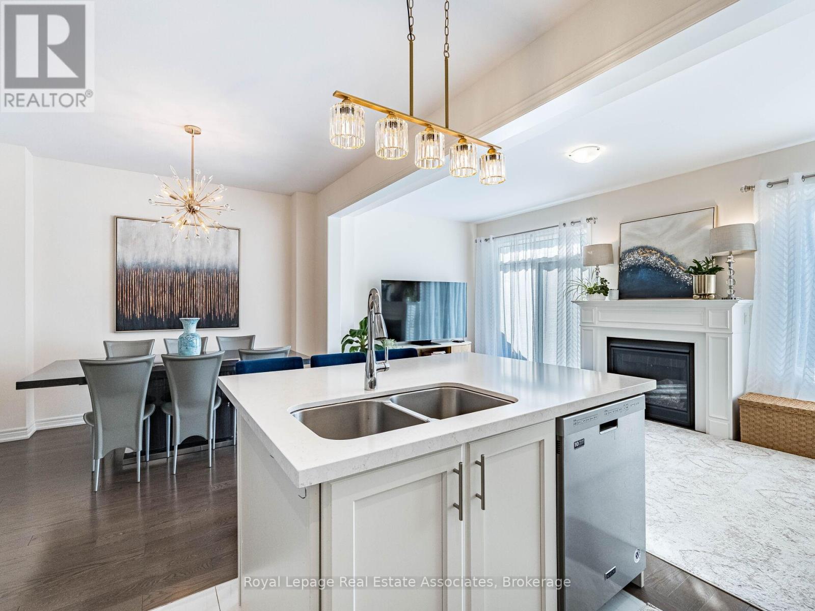 18 Heming Trail, Hamilton, Ontario  L9K 0J8 - Photo 17 - X12460780