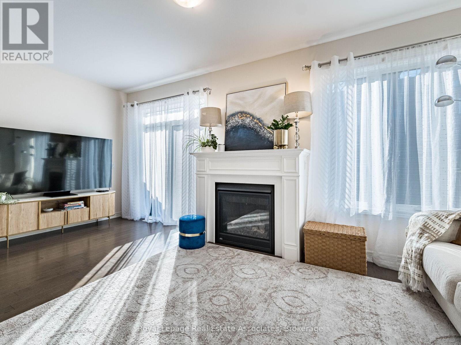 18 Heming Trail, Hamilton, Ontario  L9K 0J8 - Photo 11 - X12460780