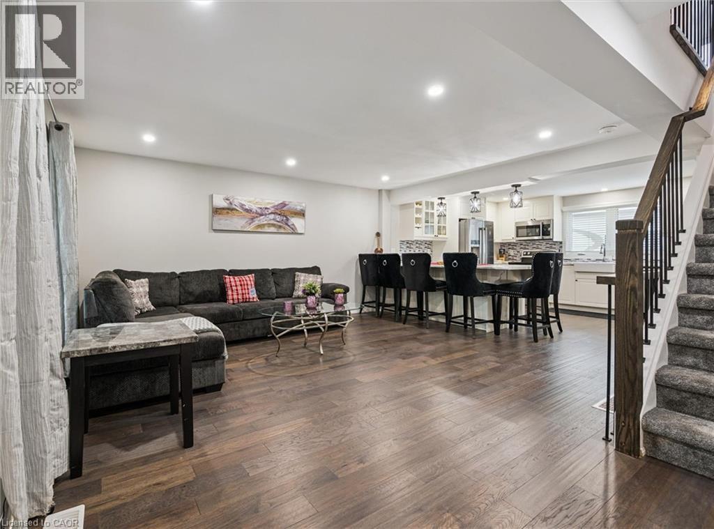 118 Glamis Road, Cambridge, Ontario  N1R 6S8 - Photo 8 - 40778935