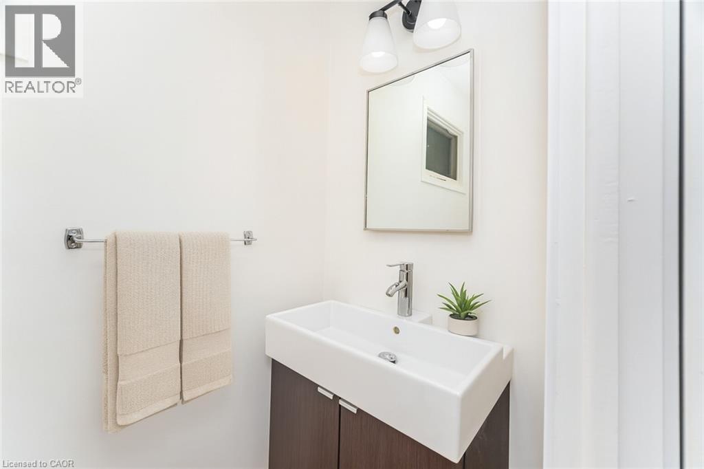 21 Horning Drive, Hamilton, Ontario  L9C 6L2 - Photo 7 - 40778448