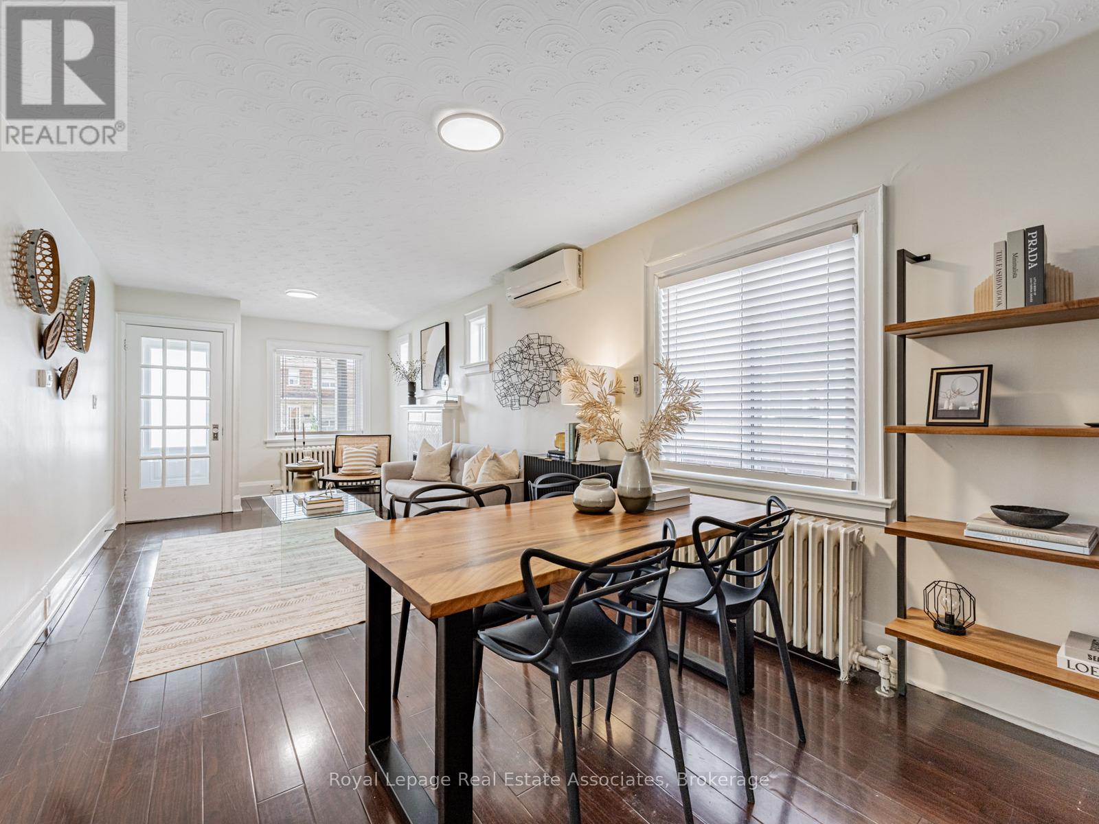 5 Little Boulevard, Toronto, Ontario  M6E 4N1 - Photo 8 - W12460974
