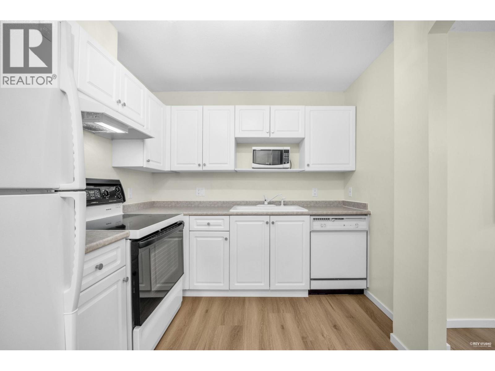 101 3638 Rae Avenue, Burnaby, British Columbia  V5R 2P5 - Photo 11 - R3057679