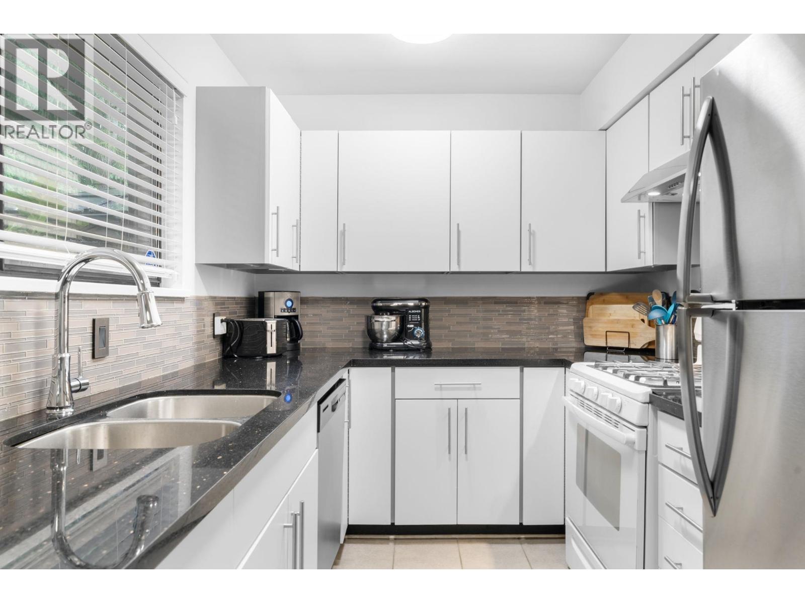 1131 Lillooet Road, North Vancouver, British Columbia  V7J 2H7 - Photo 12 - R3058014