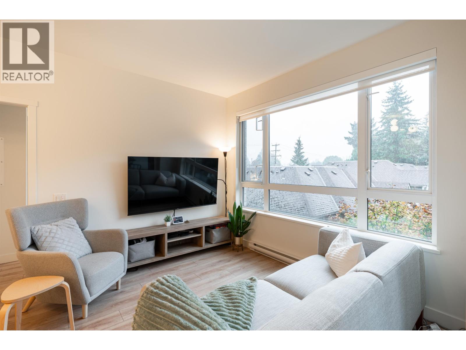 310 741 Anskar Court, Coquitlam, British Columbia  V3J 0N3 - Photo 2 - R3058042