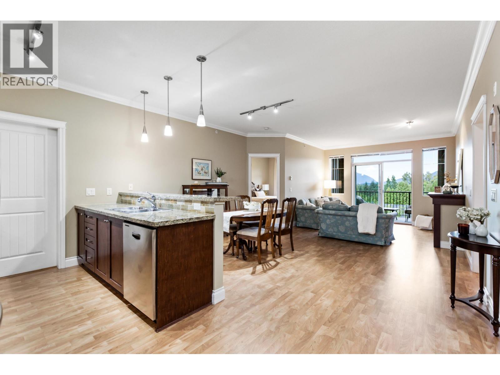 428 12258 224 Street, Maple Ridge, British Columbia  V2X 8Y5 - Photo 2 - R3058049