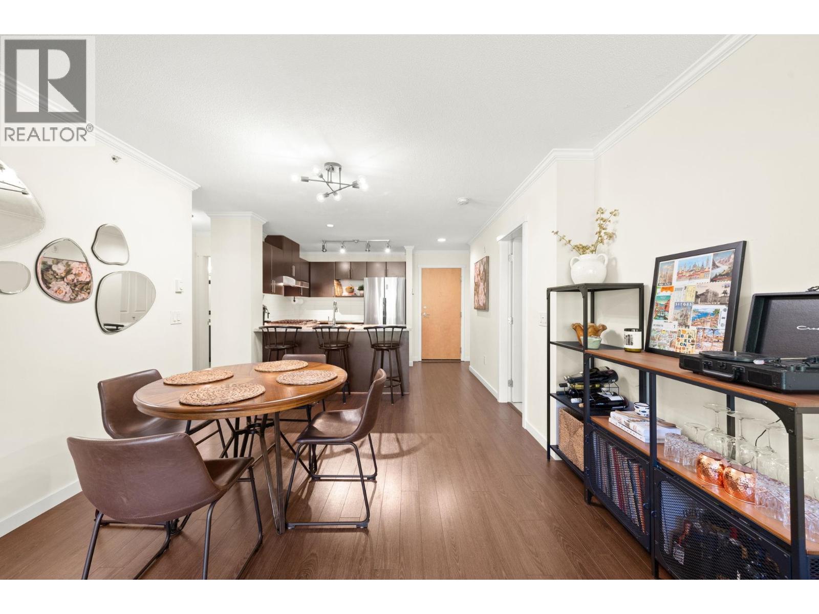 419 700 Klahanie Drive, Port Moody, British Columbia  V3H 5L3 - Photo 4 - R3058058