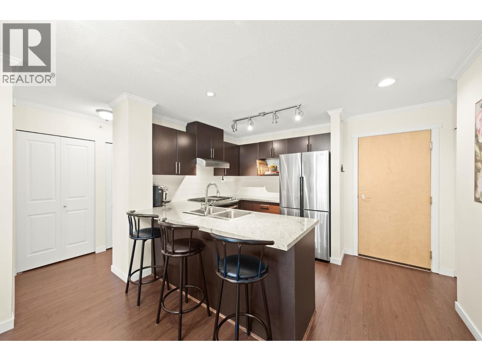 419 700 Klahanie Drive, Port Moody, British Columbia  V3H 5L3 - Photo 6 - R3058058