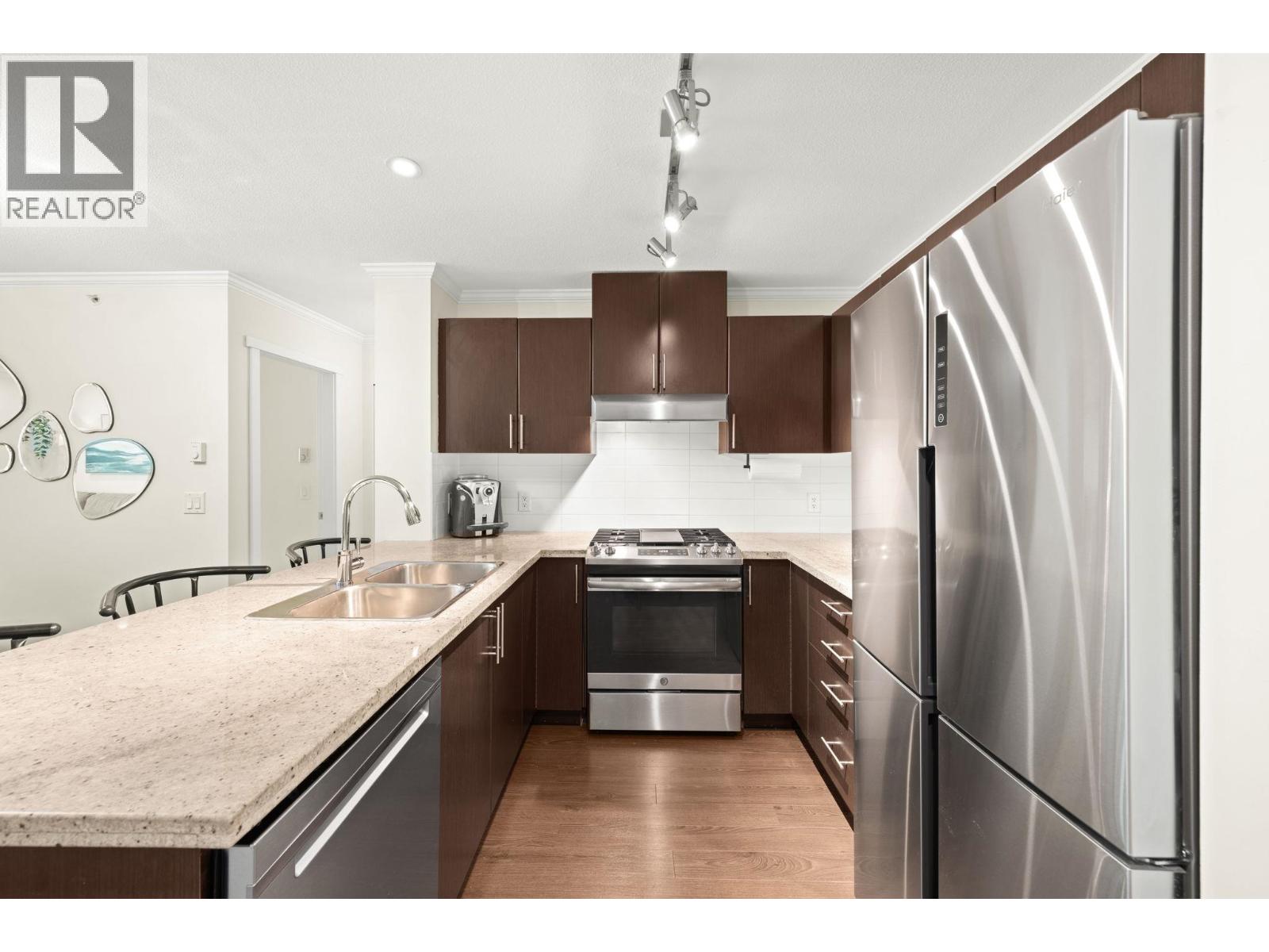 419 700 Klahanie Drive, Port Moody, British Columbia  V3H 5L3 - Photo 7 - R3058058
