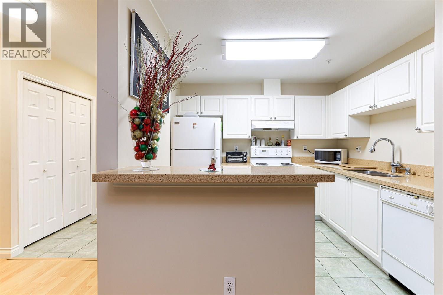 403 1128 Sixth Avenue, New Westminster, British Columbia  V3M 6V8 - Photo 11 - R3058066
