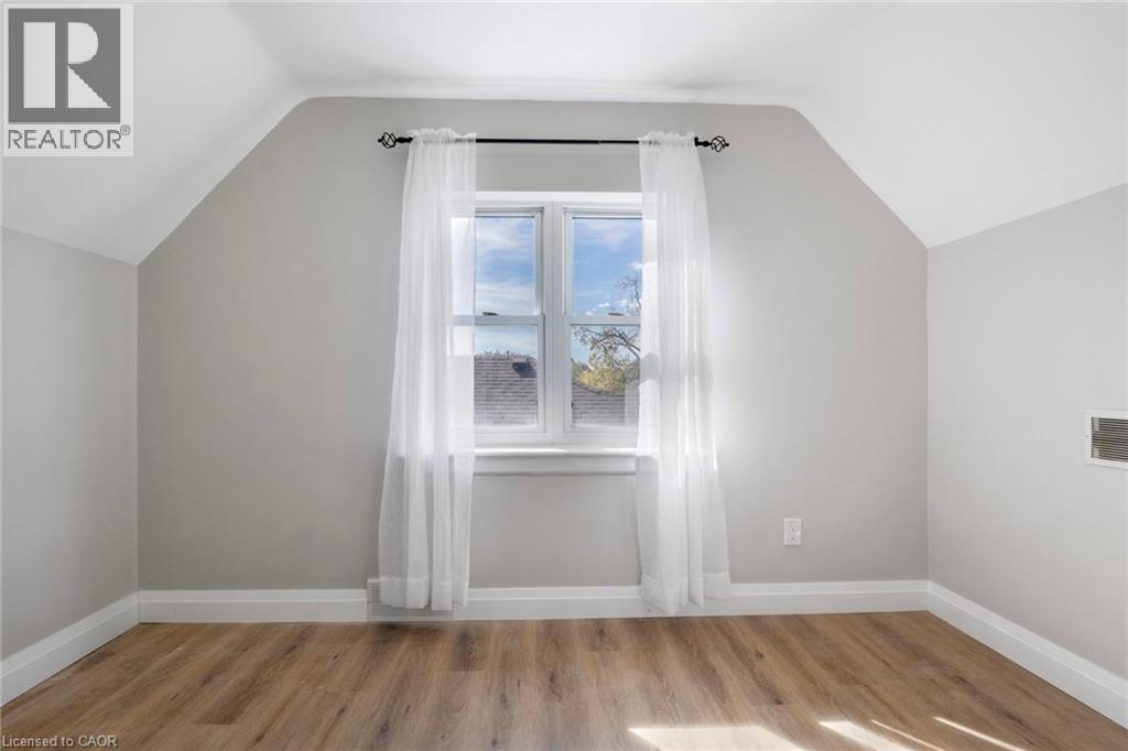 613 Lowther Street S, Cambridge, Ontario  N3H 1Z5 - Photo 22 - 40775579