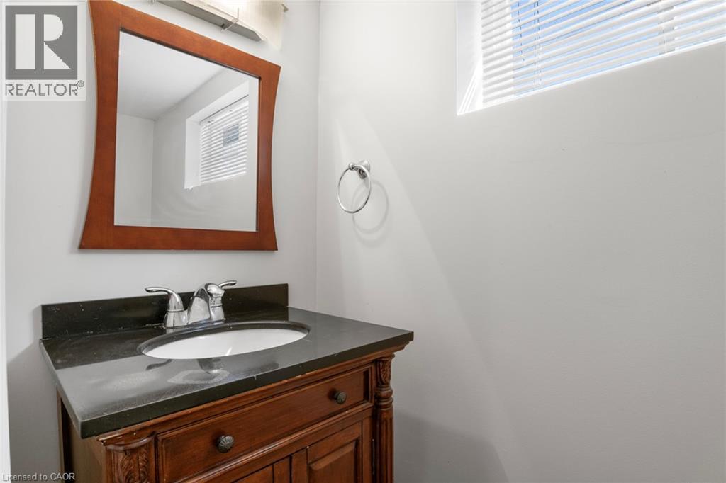 613 Lowther Street S, Cambridge, Ontario  N3H 1Z5 - Photo 31 - 40775579