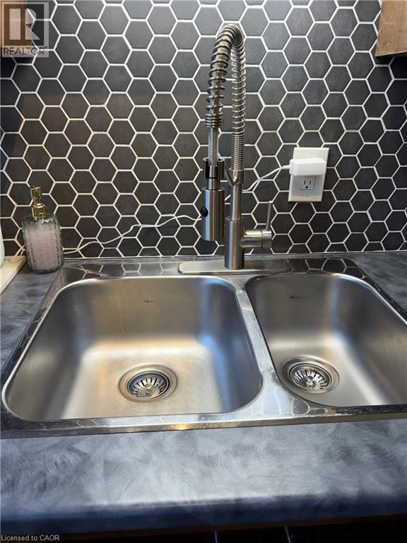 3 Tiffany Place Unit# 3, Trenton, Ontario  K8V 6A3 - Photo 12 - 40778810