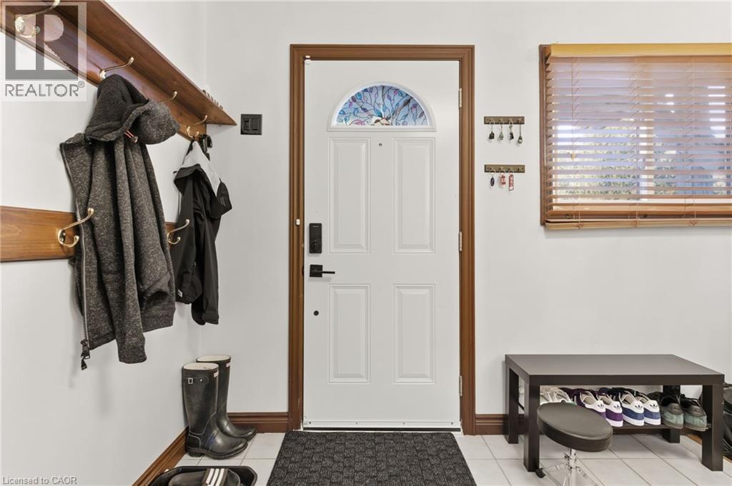 267 Thayer Avenue, Hamilton, Ontario  L9A 1J6 - Photo 5 - 40778914