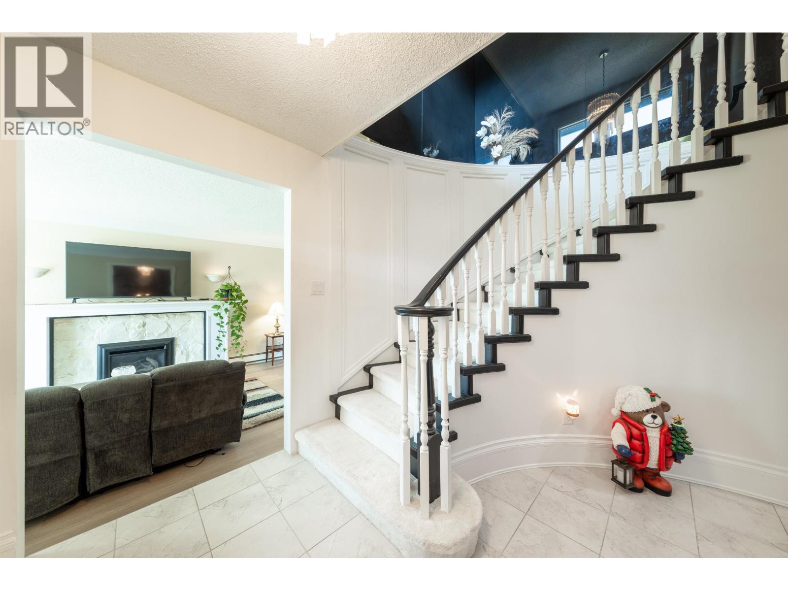 5445 Candlewyck Wynd, Delta, British Columbia  V4M 3T7 - Photo 3 - R3058012