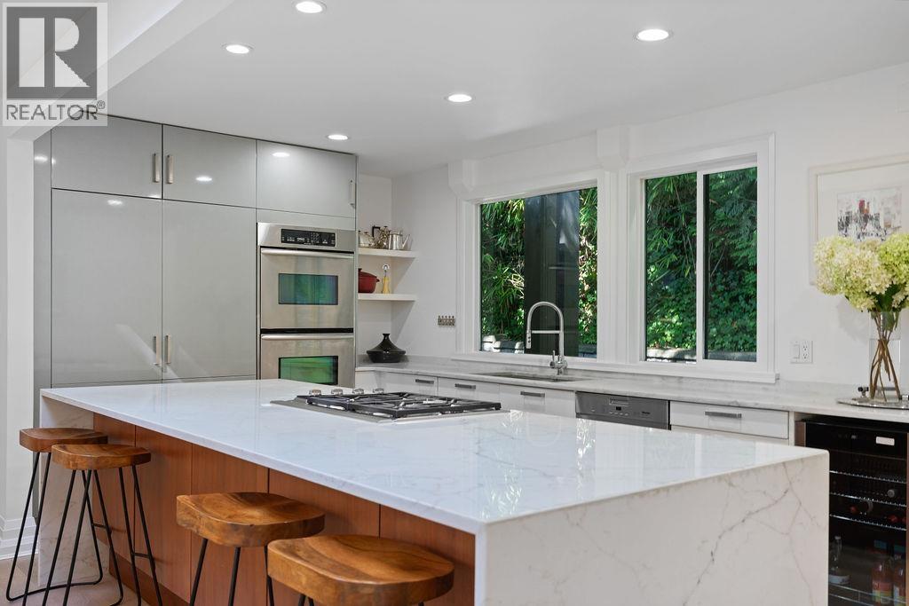 4119 Burkeridge Place, West Vancouver, British Columbia  V7V 3N1 - Photo 7 - R3058043