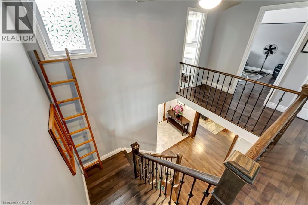 2024 Markle Drive, Oakville, Ontario  L6H 3T3 - Photo 33 - 40769469