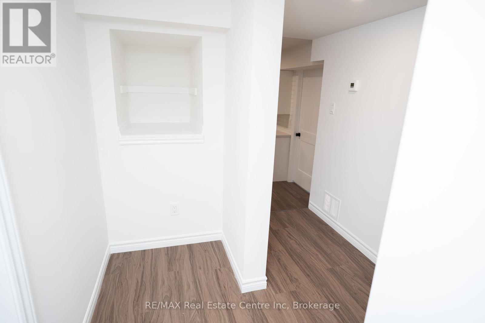 Lower - 22 Neeve Street, Guelph, Ontario  N1H 4B9 - Photo 16 - X12461216