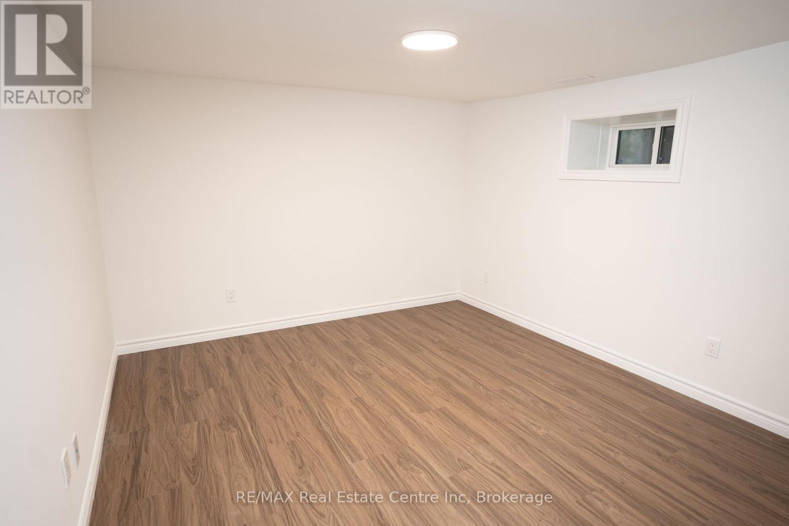 Lower - 22 Neeve Street, Guelph, Ontario  N1H 4B9 - Photo 18 - X12461216