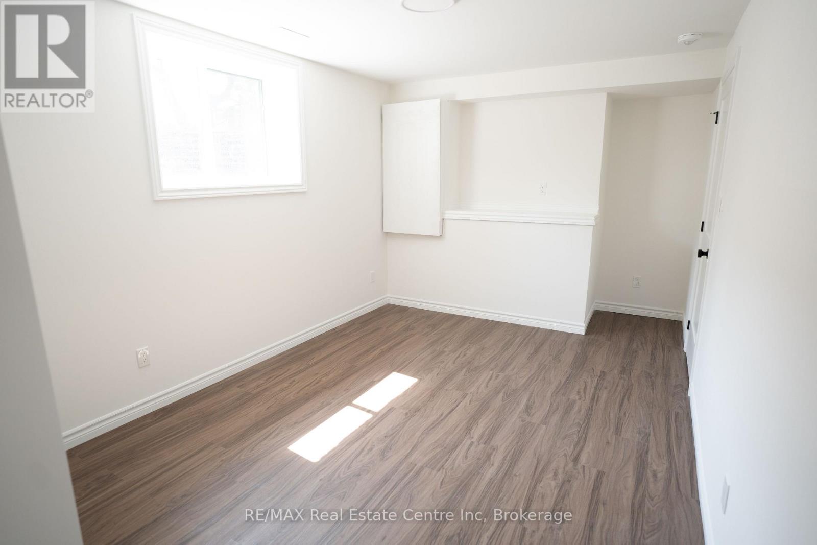 Lower - 22 Neeve Street, Guelph, Ontario  N1H 4B9 - Photo 28 - X12461216