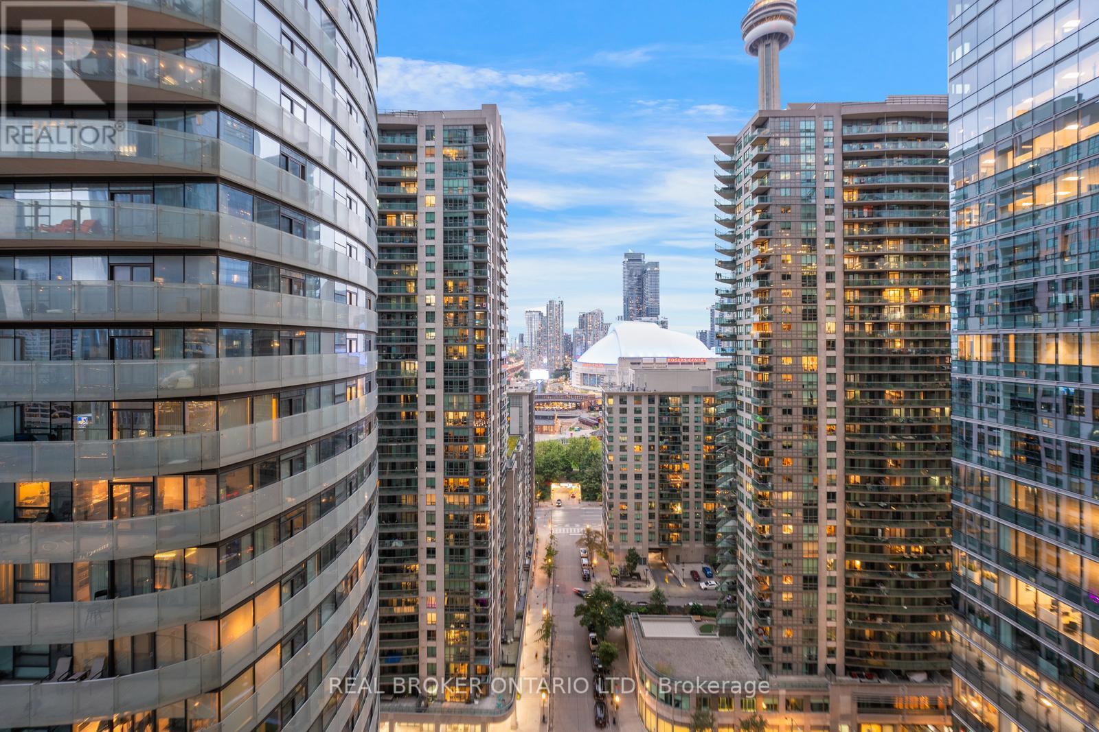 1806 - 14 York Street, Toronto, Ontario  M5J 0B1 - Photo 34 - C12461188