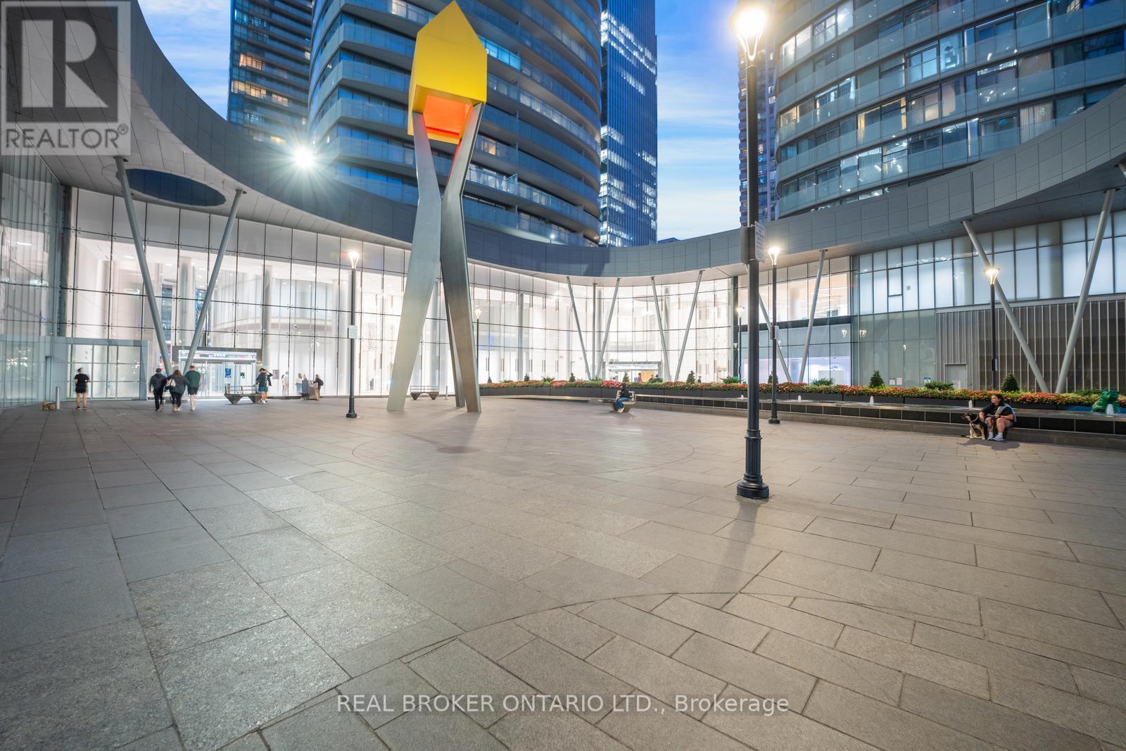 1806 - 14 York Street, Toronto, Ontario  M5J 0B1 - Photo 35 - C12461188