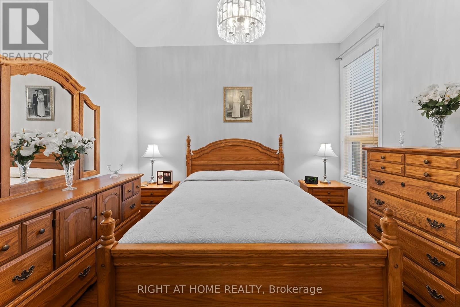 50 Argyle Street, Toronto, Ontario  M6J 1N6 - Photo 11 - C12461193