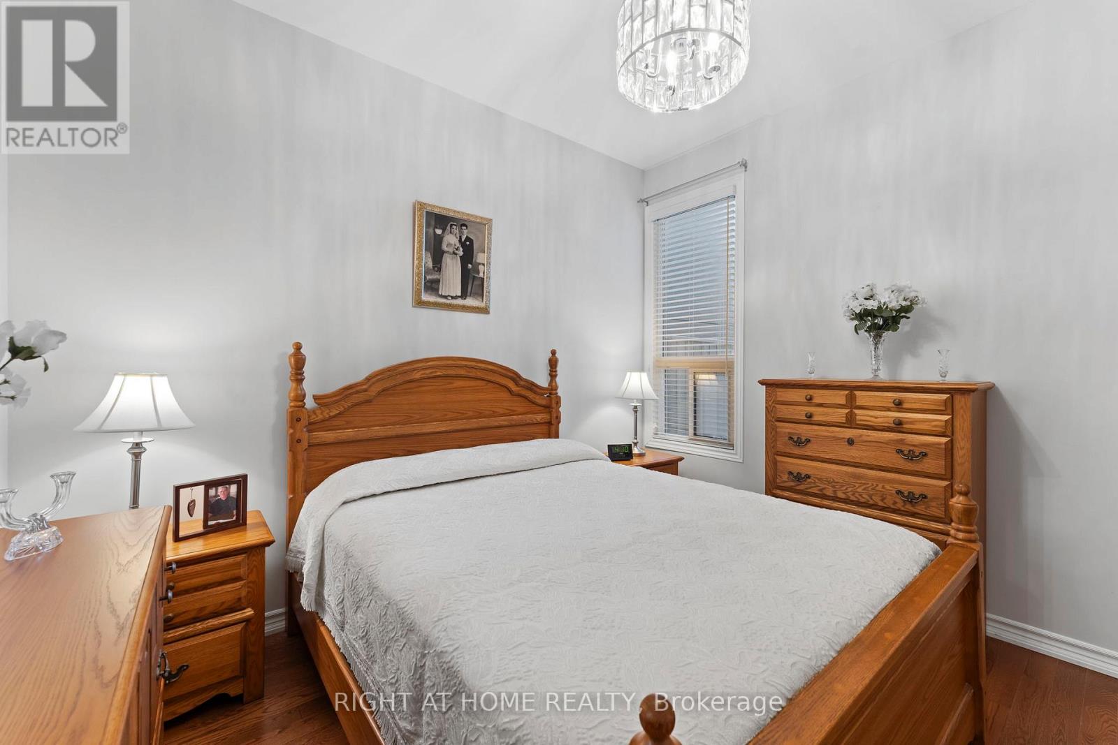 50 Argyle Street, Toronto, Ontario  M6J 1N6 - Photo 12 - C12461193
