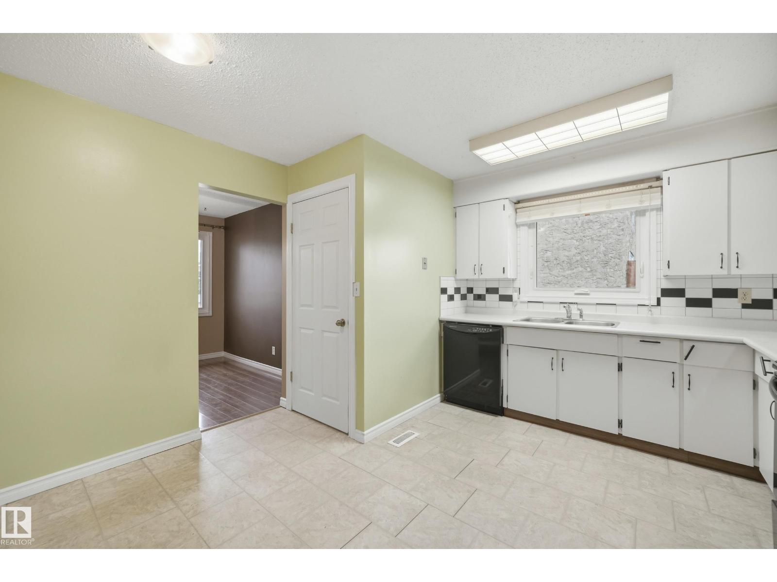 14231 24 St Nw, Edmonton, Alberta  T5Y 1G2 - Photo 11 - E4462021