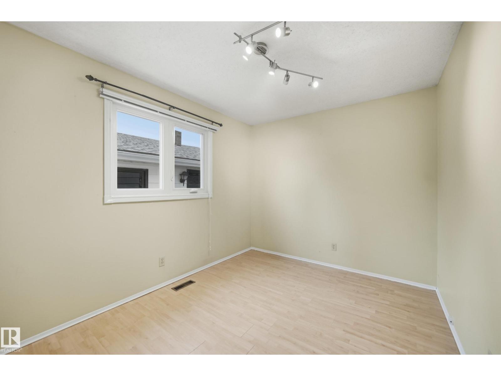 14231 24 St Nw, Edmonton, Alberta  T5Y 1G2 - Photo 15 - E4462021