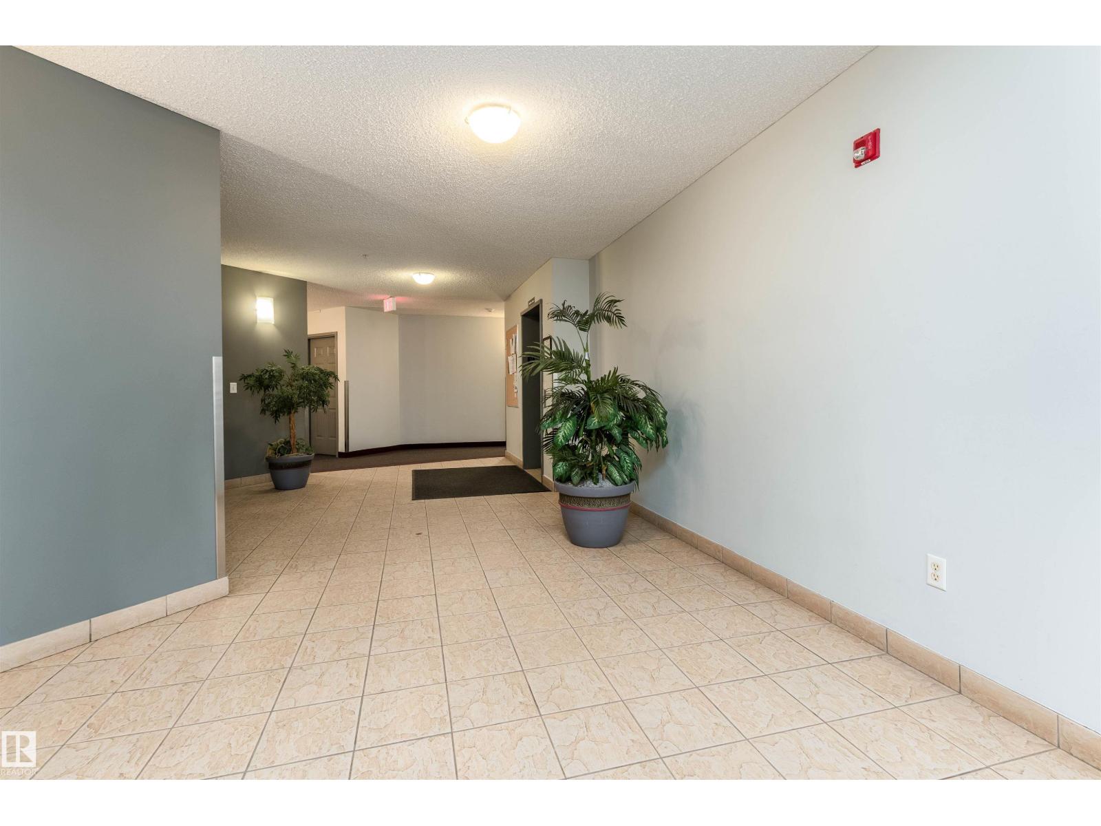 #104 9120 156 St Nw, Edmonton, Alberta  T5R 1Y8 - Photo 4 - E4462022