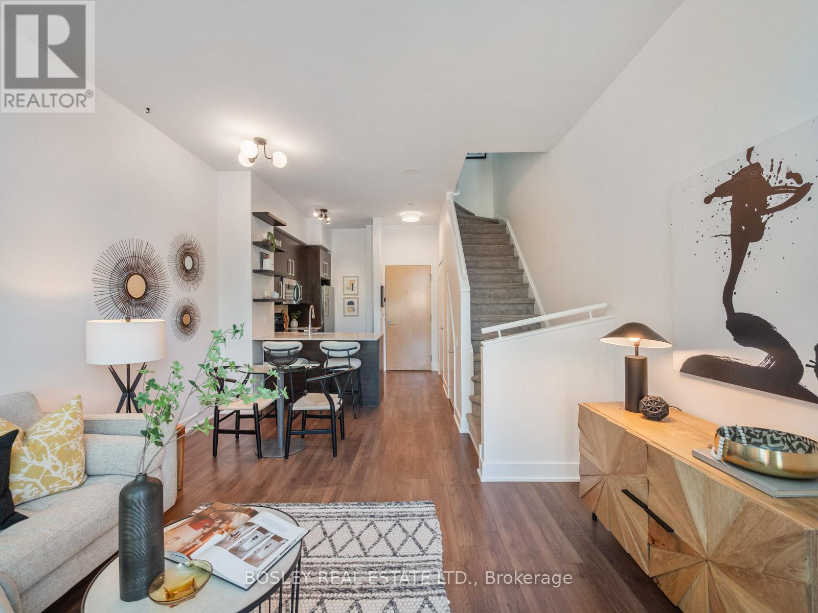 Th 1 - 1048 Broadview Avenue, Toronto, Ontario  M4K 2B8 - Photo 8 - E12461094
