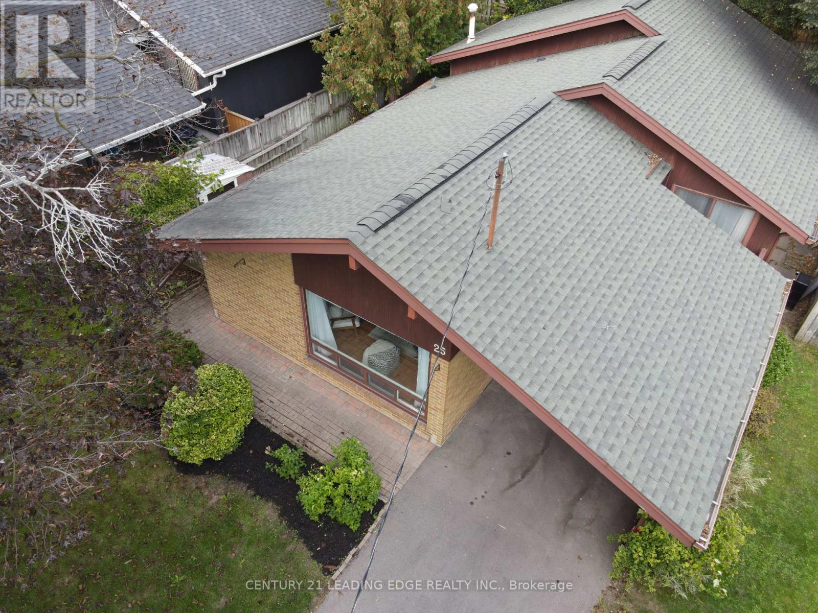 25 Oakley Boulevard, Toronto, Ontario  M1P 3P5 - Photo 3 - E12461110