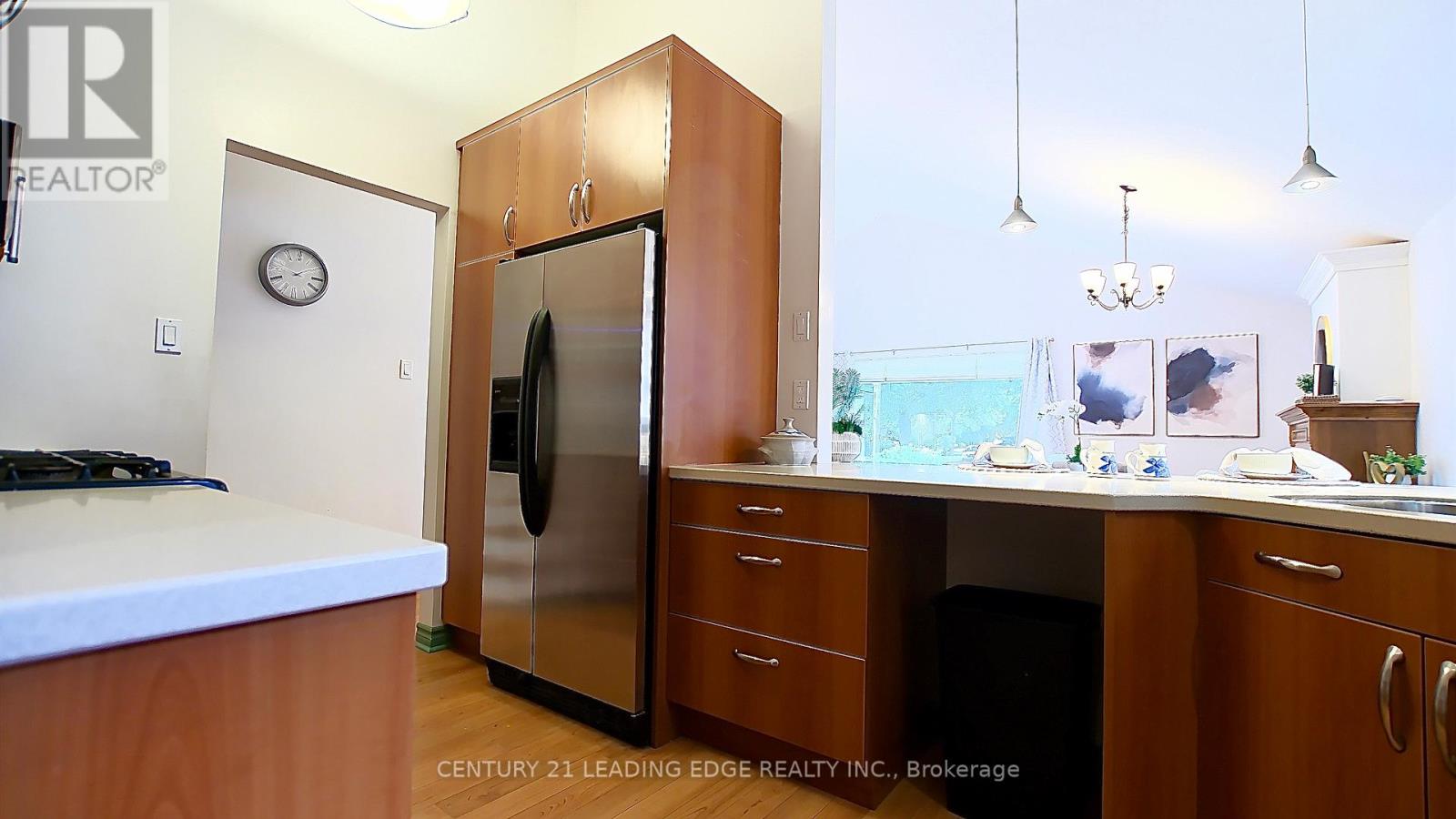 25 Oakley Boulevard, Toronto, Ontario  M1P 3P5 - Photo 7 - E12461110