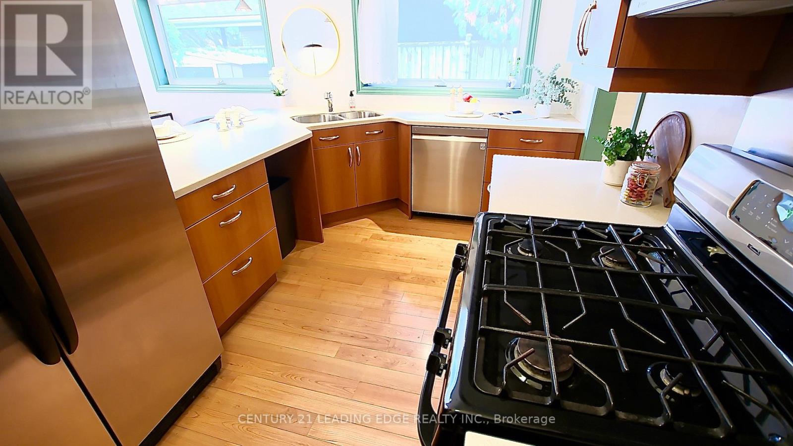 25 Oakley Boulevard, Toronto, Ontario  M1P 3P5 - Photo 9 - E12461110