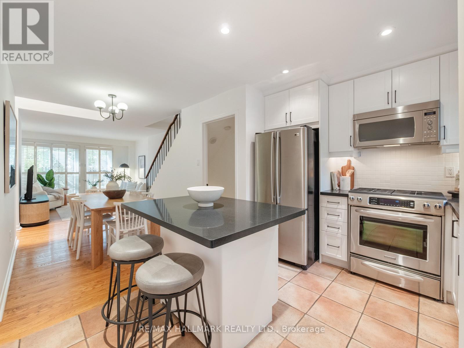 2 - 66 Boultbee Avenue, Toronto, Ontario  M4J 1B1 - Photo 2 - E12461113