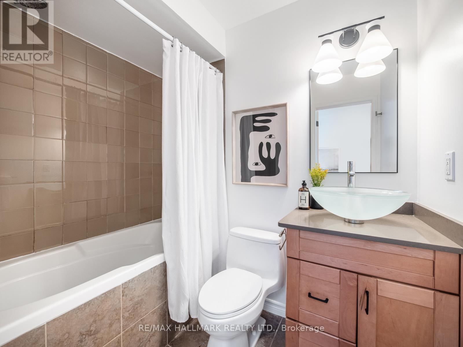 2 - 66 Boultbee Avenue, Toronto, Ontario  M4J 1B1 - Photo 39 - E12461113