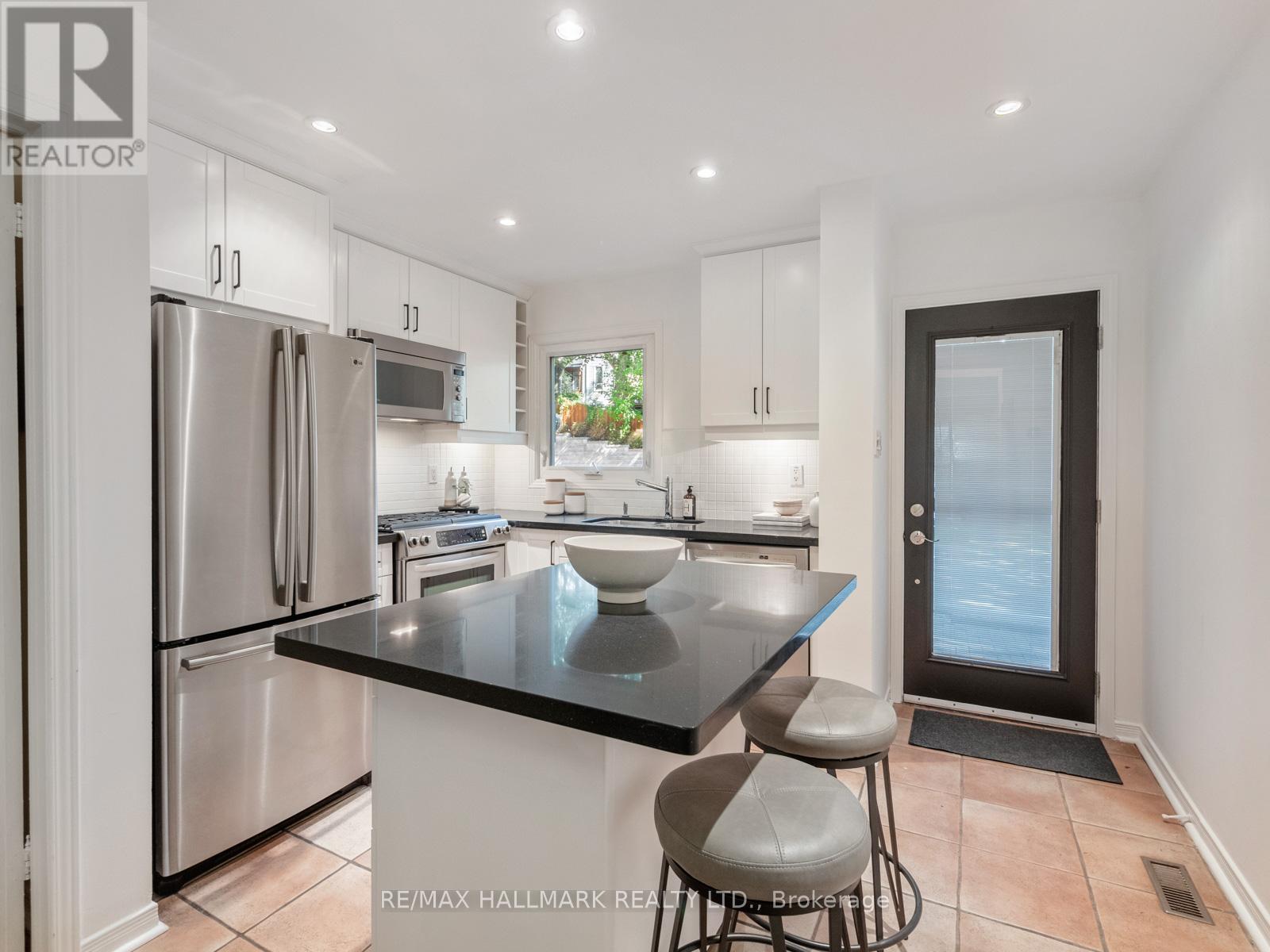 2 - 66 Boultbee Avenue, Toronto, Ontario  M4J 1B1 - Photo 5 - E12461113