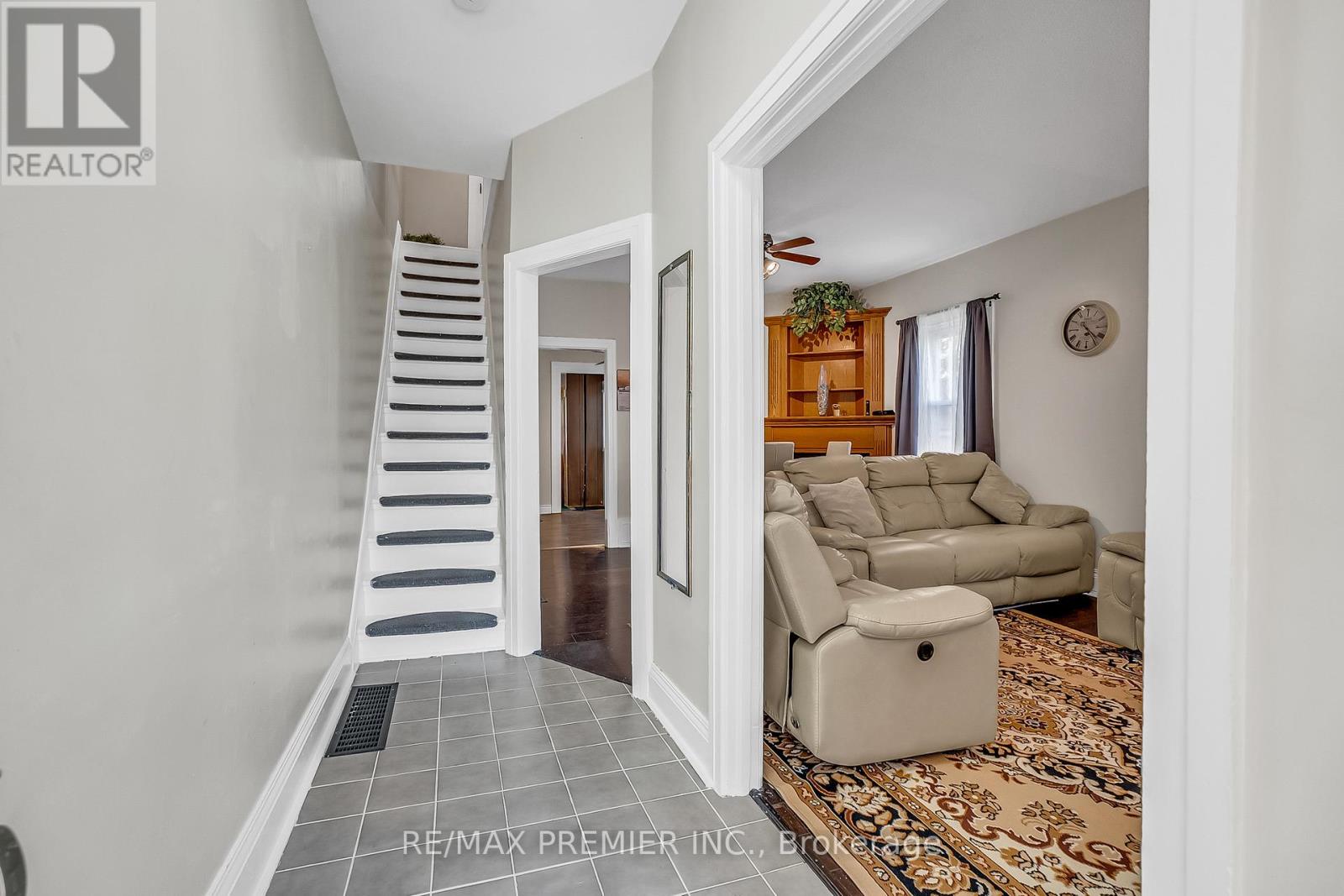 14 Liberty Place, Clarington, Ontario  L1C 1W6 - Photo 6 - E12461153