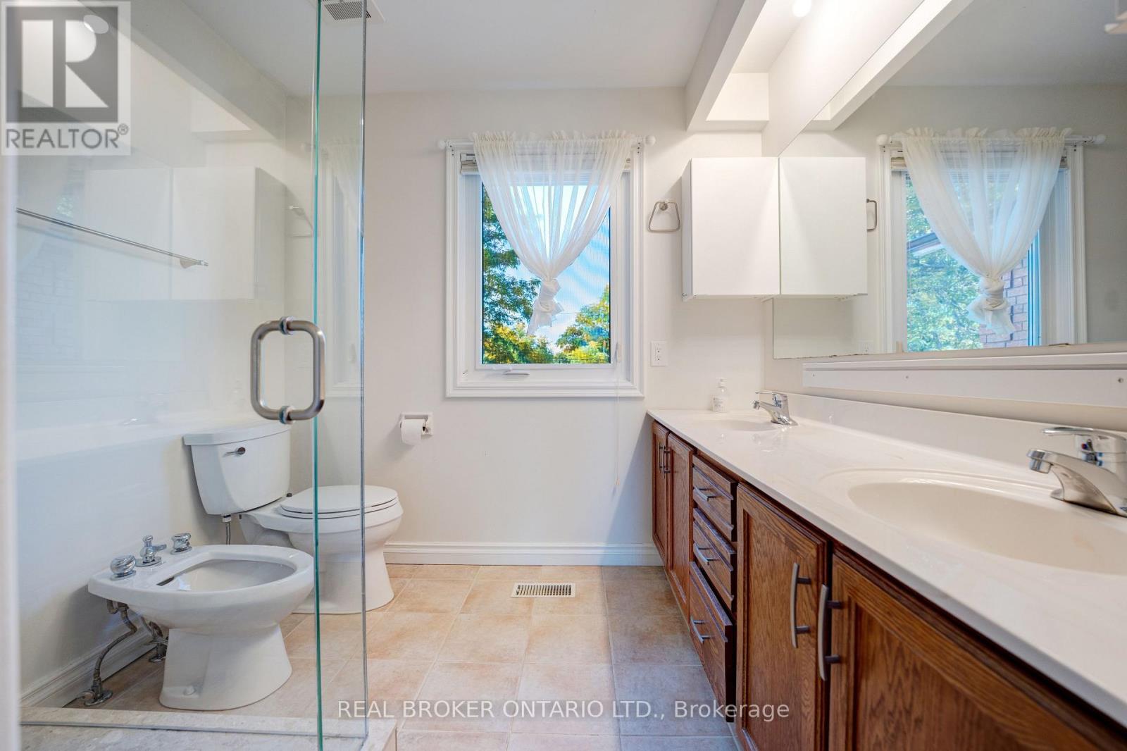 87a Hill Crescent, Toronto, Ontario  M1M 1J3 - Photo 17 - E12461166