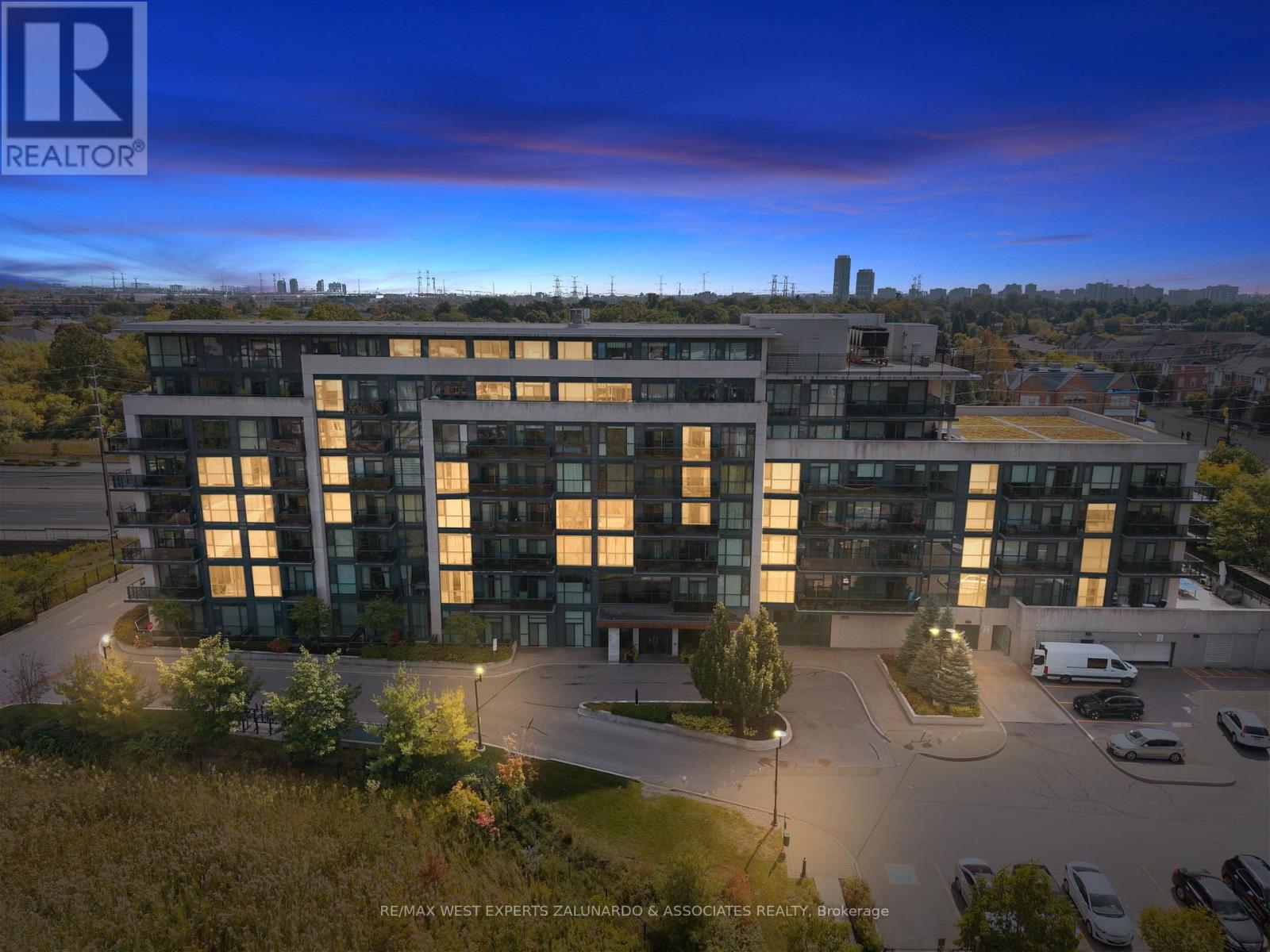 412 - 4700 HIGHWAY 7 ROAD, Vaughan, Ontario