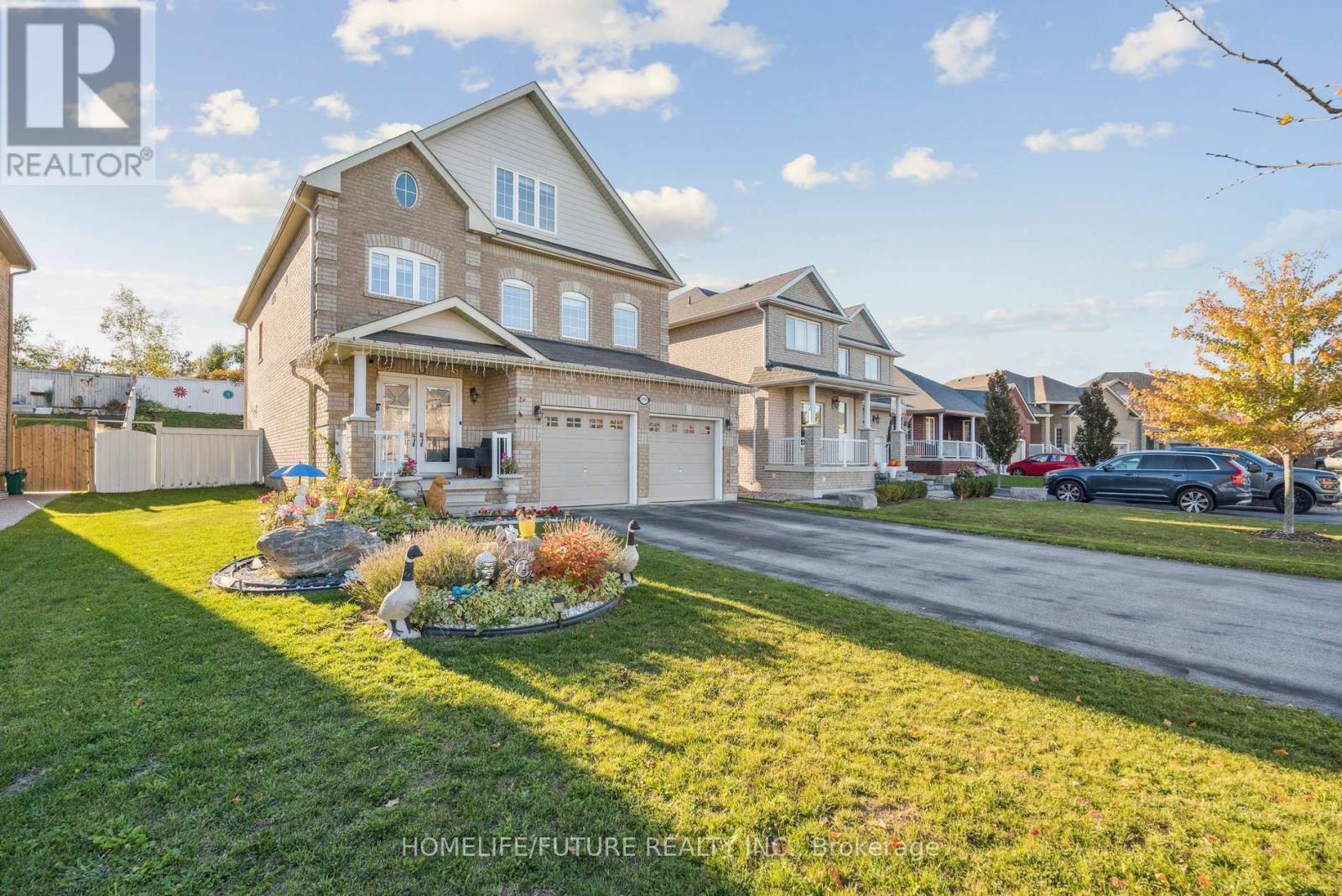 2048 MCNEIL STREET, Innisfil, Ontario