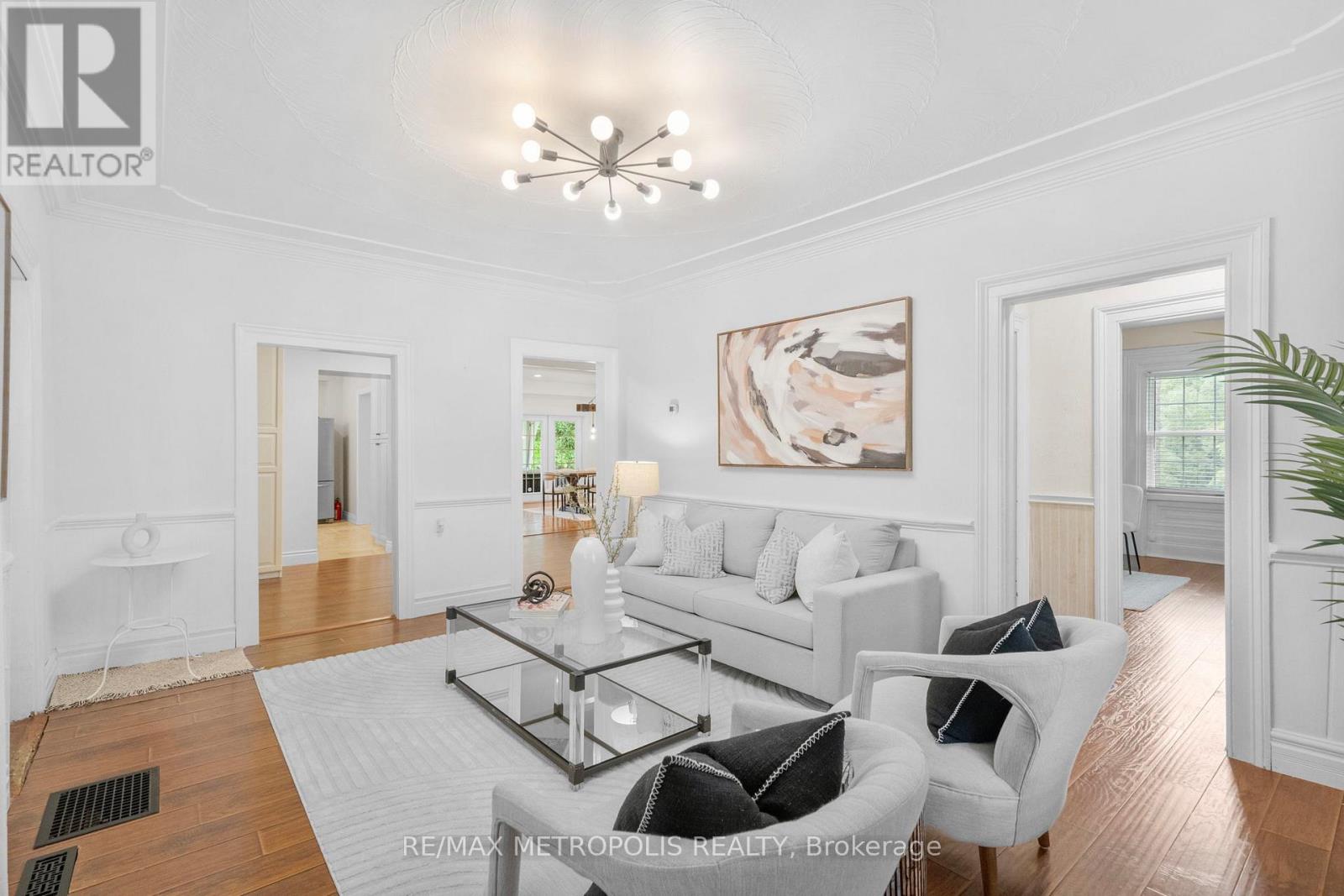 14537 Woodbine Avenue, Whitchurch-Stouffville, Ontario  L4A 2E2 - Photo 19 - N12461195