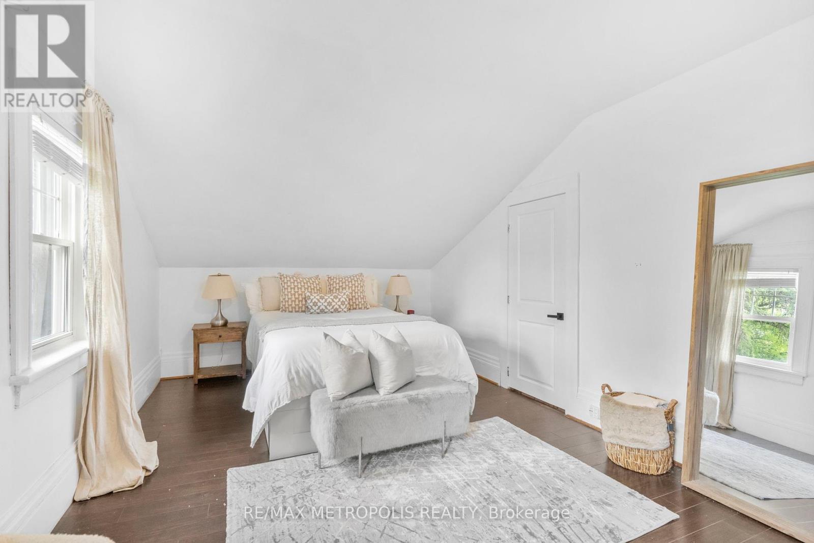 14537 Woodbine Avenue, Whitchurch-Stouffville, Ontario  L4A 2E2 - Photo 36 - N12461195
